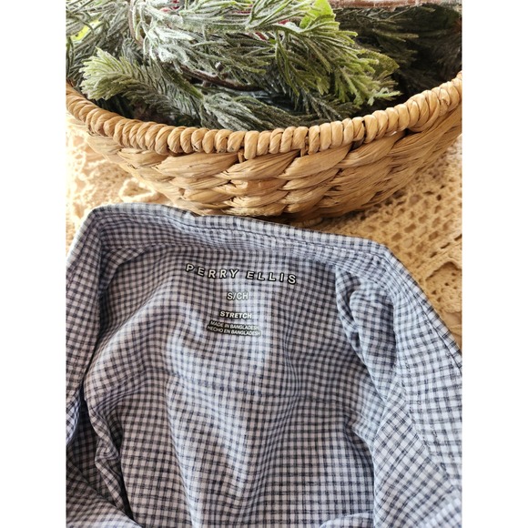 Perry Ellis Stretch Button Up Dress Shirt - Picture 4 of 7